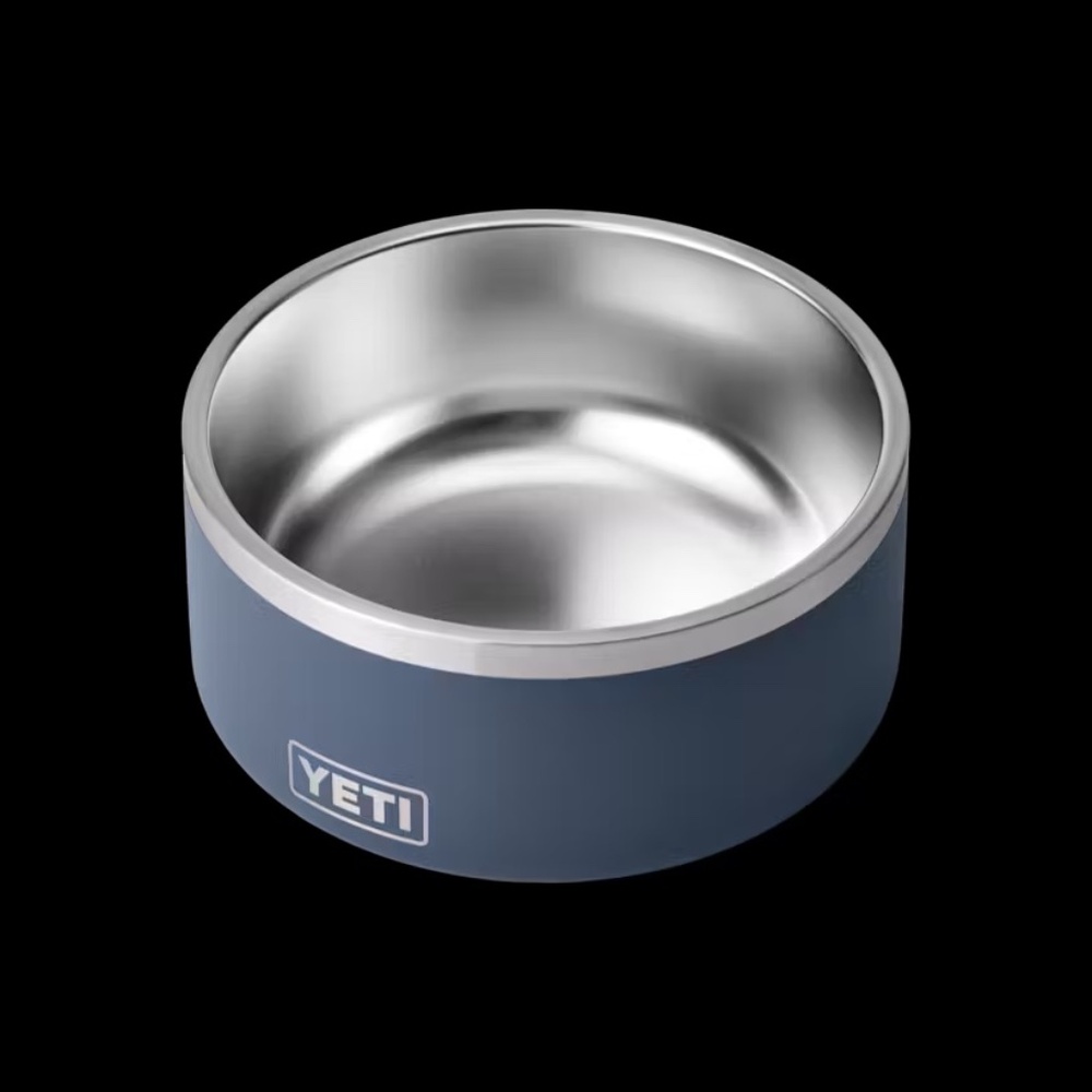 YETI 8 Cup Dog Bowl in Navy Blue
